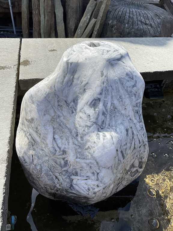 Large Feature Rocks Featured Stones | Marenakos Rock Center