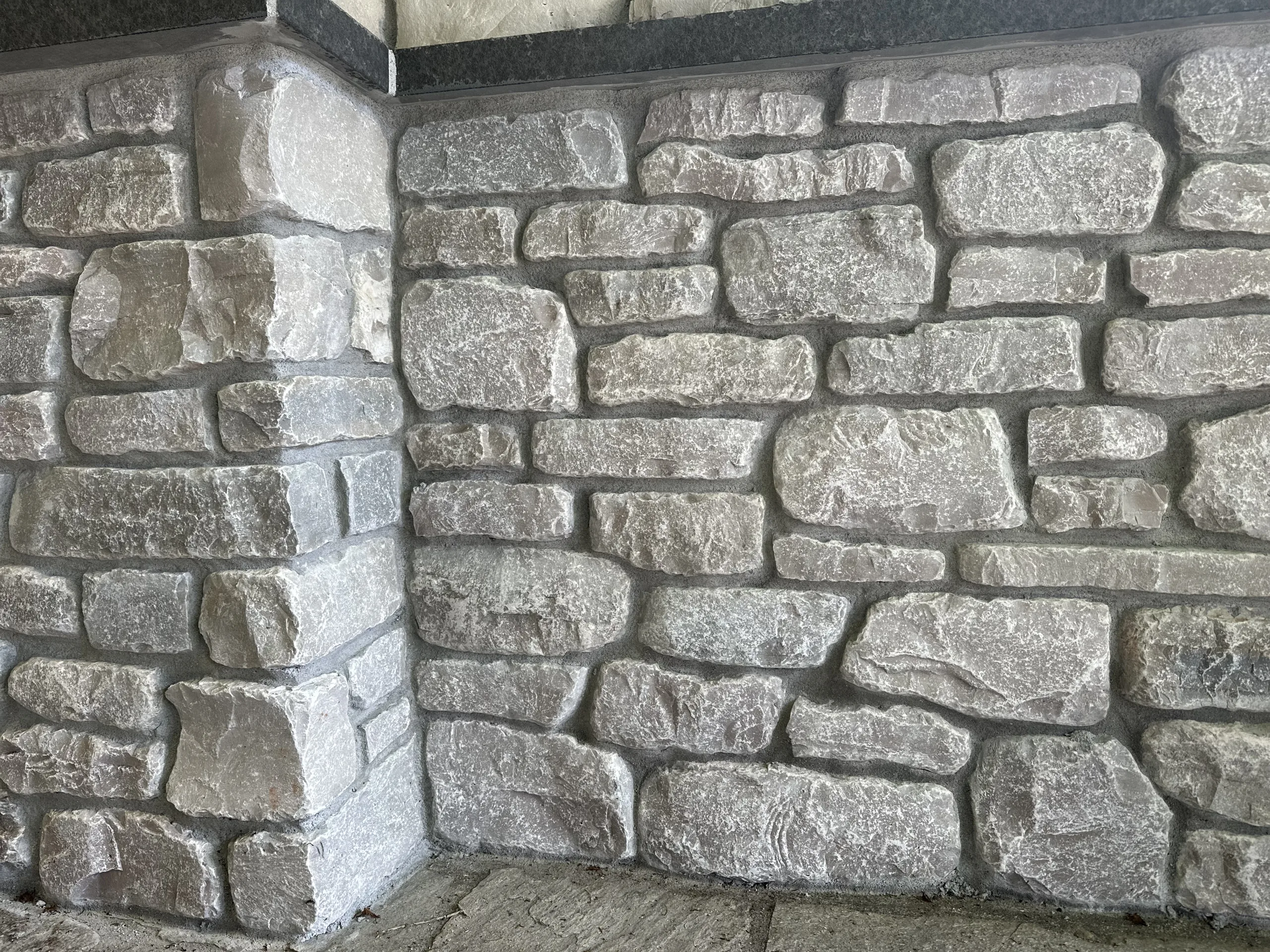 Colonial Gray River Rock